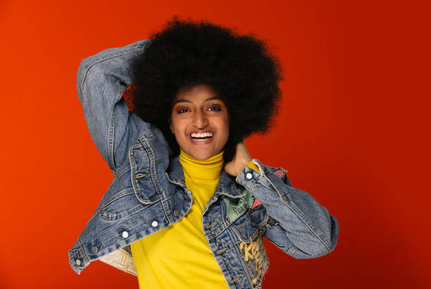 istock Beautiful afro woman 1183572592