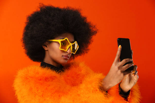 istock Beautiful afro woman 1183574064