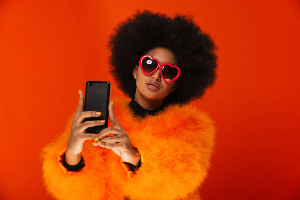 istock Beautiful afro woman 1183574070