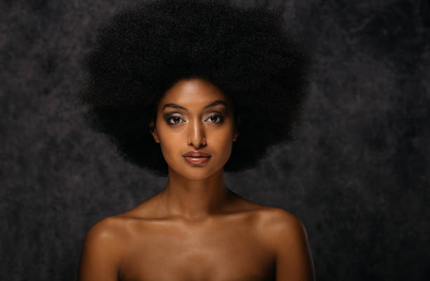 istock Beautiful afro woman 1183574280