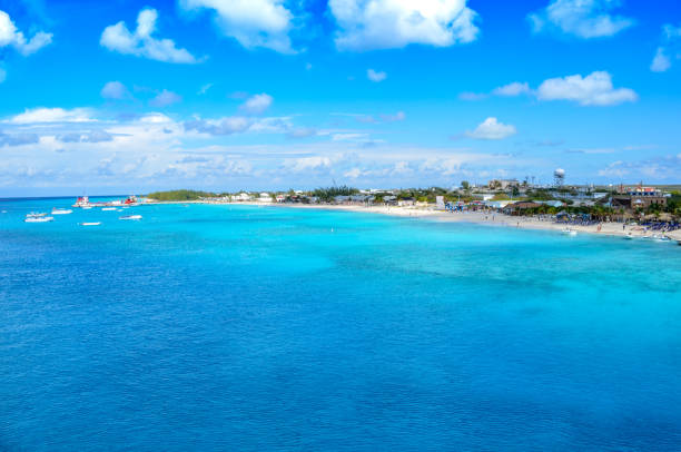 istock Beautiful and relaxing beach in the tropical emisphere 1183580265