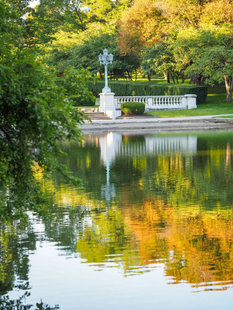 istock autumn colors 1183597051