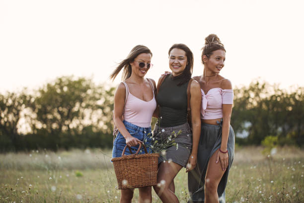 istock Women on a flower hunt 1183633431