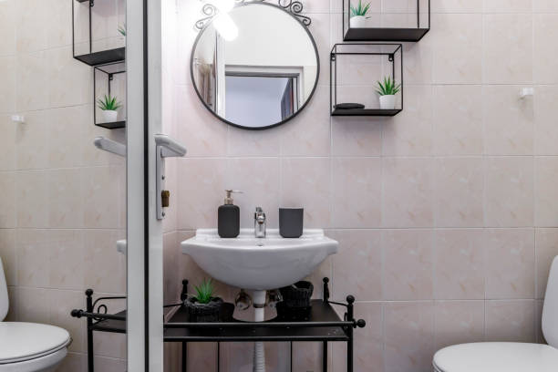 istock Interior of a luxury flat in Sofia, Bulgaria 1183709784