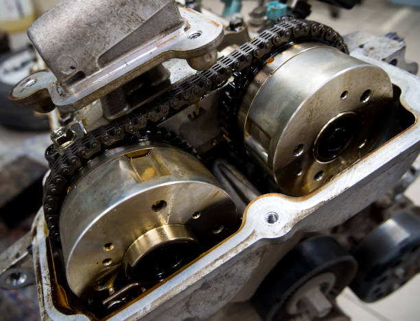 istock Timing Chain of a Gasoline Internal Combustion Engine 1183772394