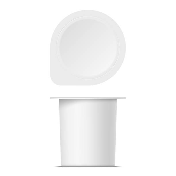 ilustrações, clipart, desenhos animados e ícones de maquete do recipiente plástico do yogurt com tampa - can disposable cup blank container