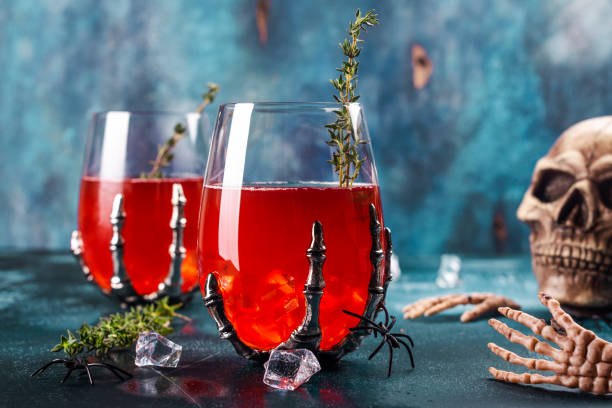 istock Bloody Halloween party cocktail 1183792373