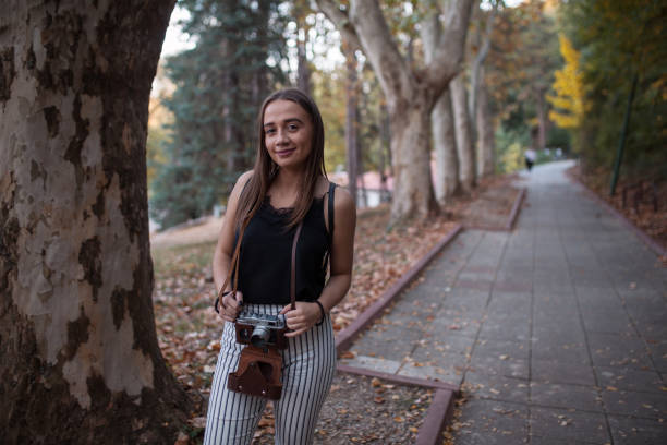istock Young woman tourist 1183798502