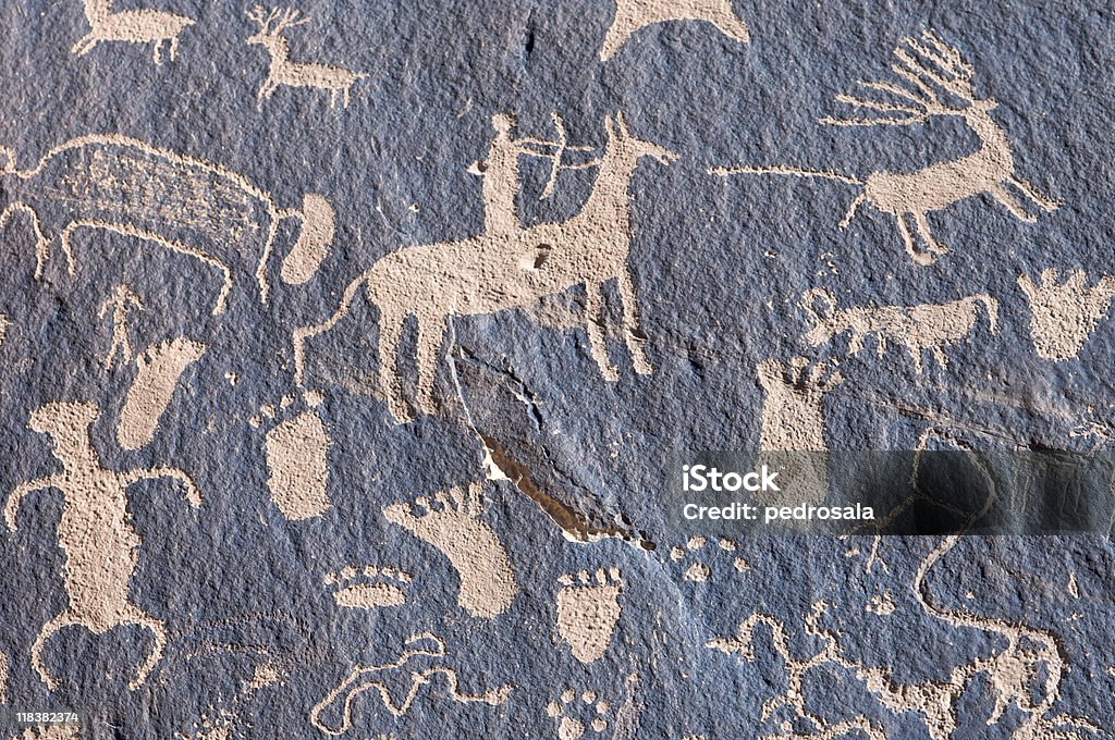 Индийский petroglyph - Стоковые фото Ручей роялти-фри