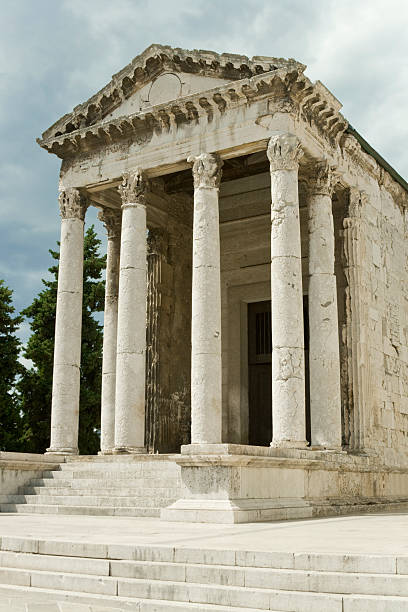 istock Ancient architecture in Pula, Croatia 118382563