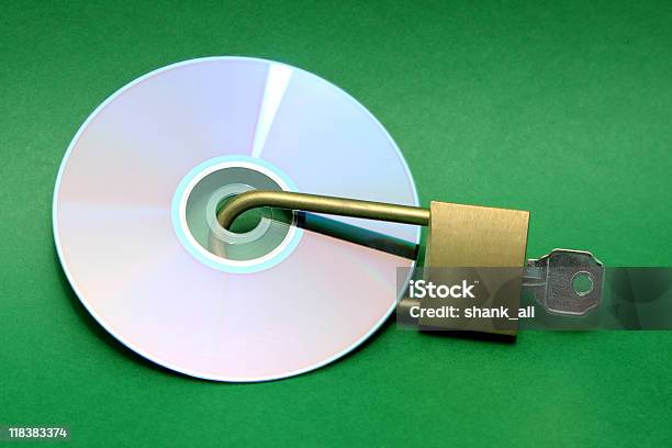 Protecção De Dados - Fotografias de stock e mais imagens de Acessibilidade - Acessibilidade, CD, Cadeado