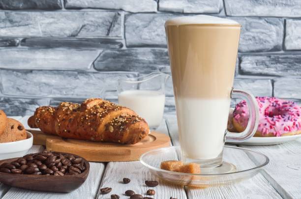istock Delicious sweet breakfast. 1183835240