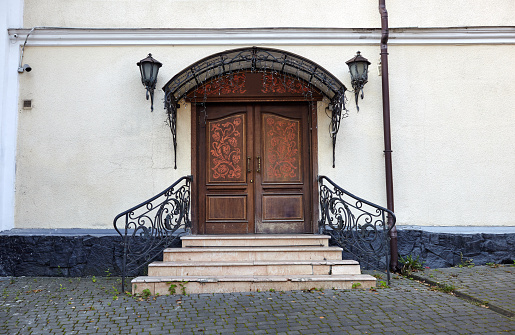 door, architecture, house, old, building, entrance, wall, facade, stone, arch, wooden, church, wood