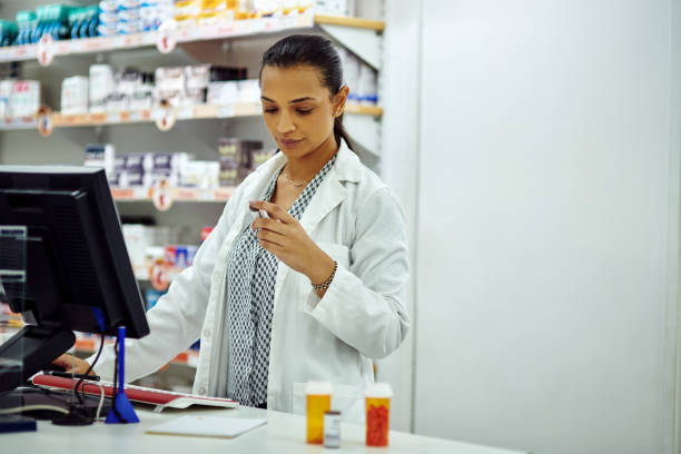 istock Getting your prescription ready for collection 1183895749