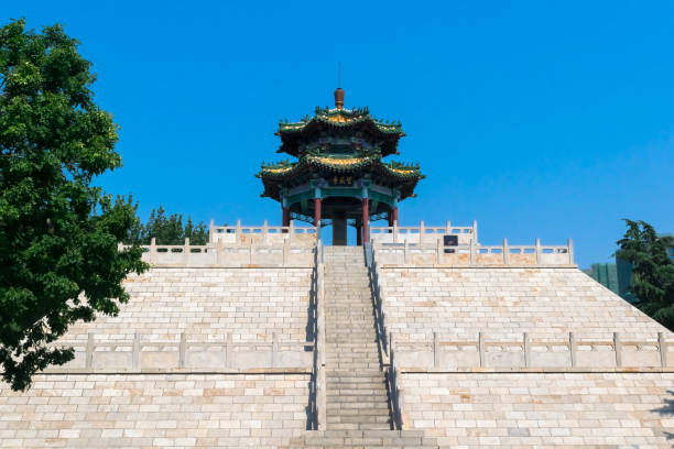 istock An ancient pavalion and beautiful sky 1183904541