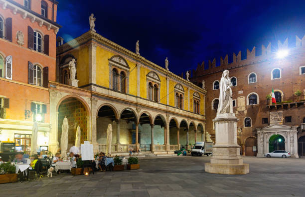 istock Illuminated Verona streets in night 1183928592