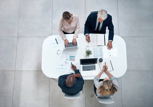istock Bringing the best minds in business together 1183952091