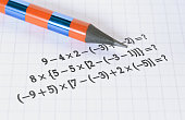 grundlegende-mathematische-operationen.jpg?b=1&s=170x170&k=20&c=DRjDJY53X2CxKq2Ity2xi7pW5Z3cXxl1wV52rQ29kwE=