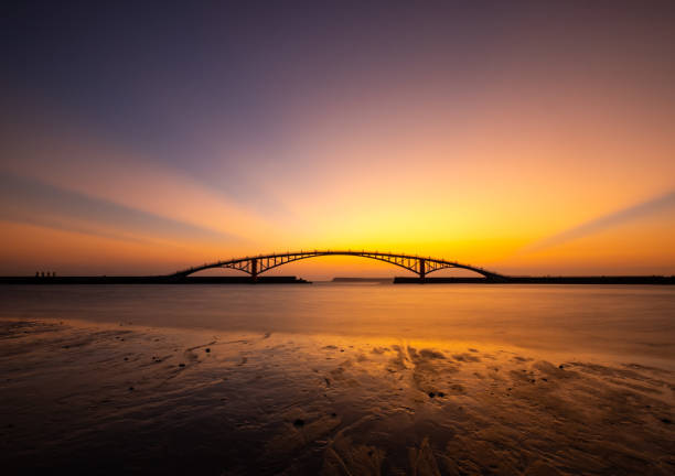 istock Bridge in Spectacular Colors 1183956124