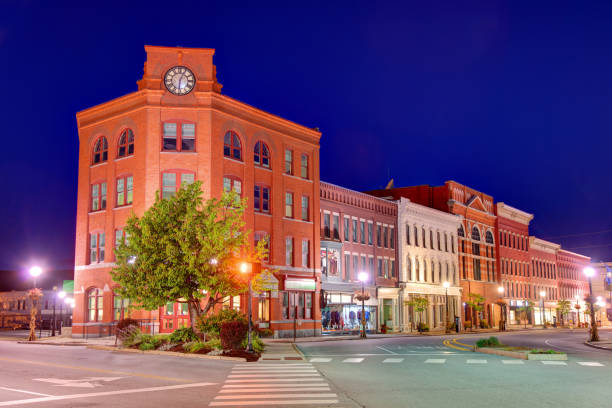 istock Downtown Rutland, Vermont 1183976350