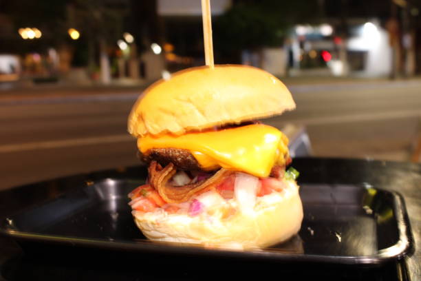 istock gourmet cheeseburger with cheese and bacon 1183979550
