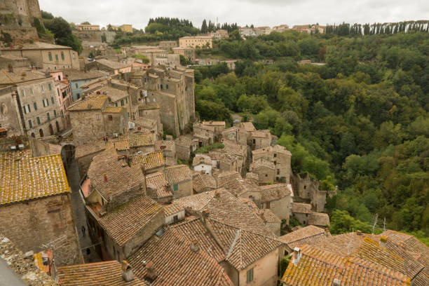 istock Pitigliano medieval town in Tuscany, Italy 1183989143
