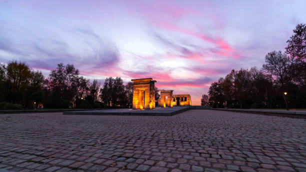 istock A group of luminous arches in Madrid Square 1184036461