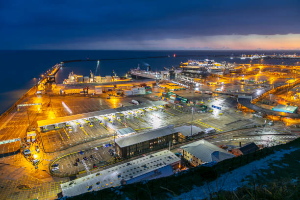 Porto de Dover, Kent, Reino Unido - foto de acervo