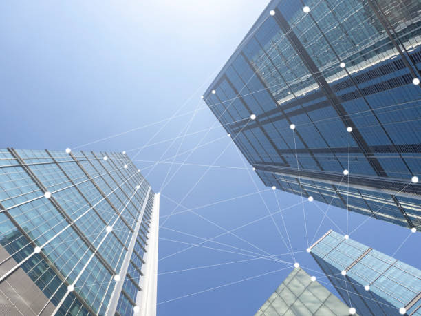 istock Futuristic city electromagnetic signals 1184076883