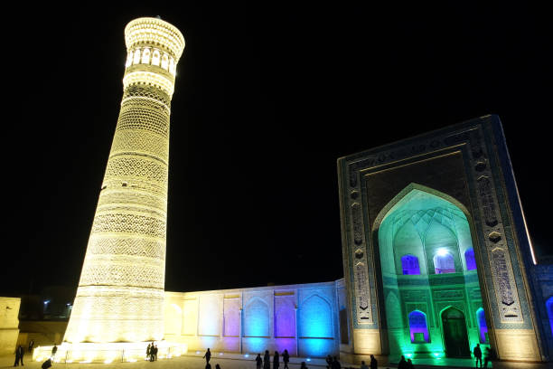 istock Po-i-Kalyan by night, Bukhara 1184110888