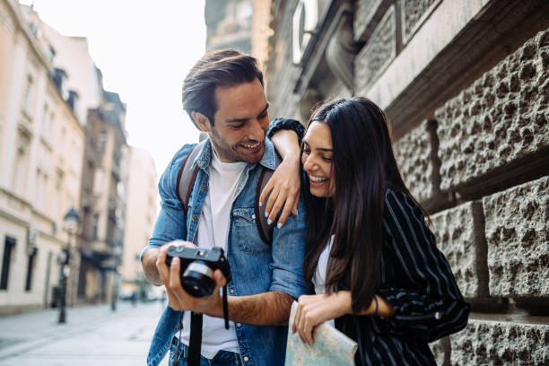 istock Couple of tourists 1184140903