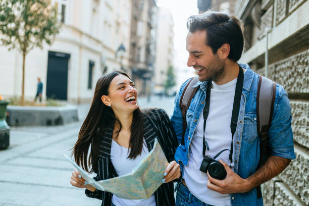 istock Couple of tourists 1184141395