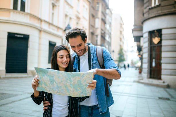 istock Couple of tourists 1184142128
