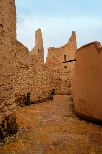 Ad Diriyah, arquitectura de ladrillo de barro de las estrechas calles del distrito de At-Turaif, Patrimonio de la Humanidad de la UNESCO, Riad, Arabia Saudita photo