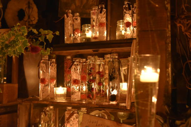 istock candle night cyayamachi 1184167522