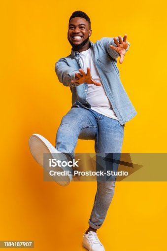 2,408 Funny Black People Dancing Pictures Stock Photos, Pictures &  Royalty-Free Images - iStock