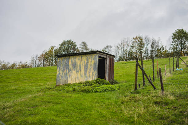 istock Shed sands of sheet metal 1184189707