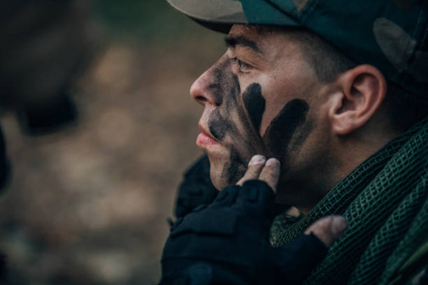 istock Military soldier in forest 1184209925