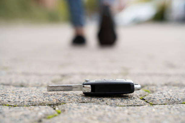istock Lost Car Keys On Street 1184225762
