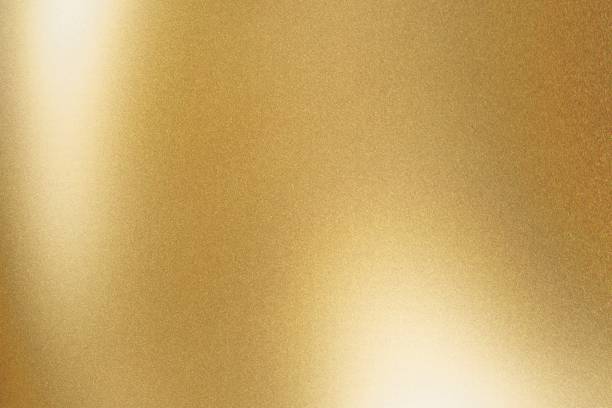 textura de oro metálico pulido brillante con espacio de copia, fondo abstracto - gold foil fotografías e imágenes de stock