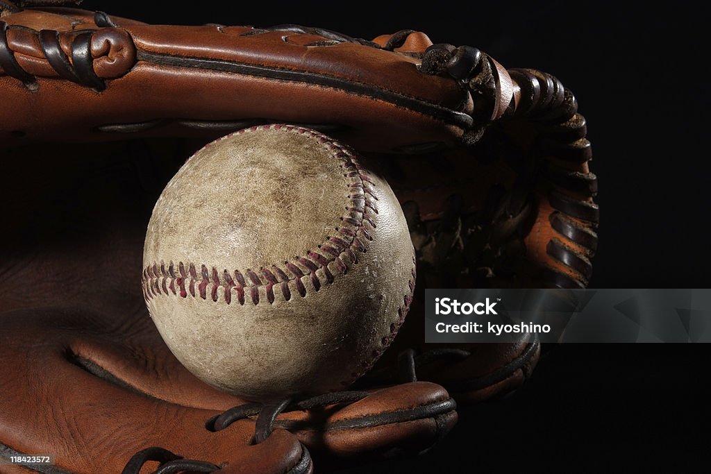 野球用グローブ、ボール - カットアウトのロイヤリティフリーストックフォト