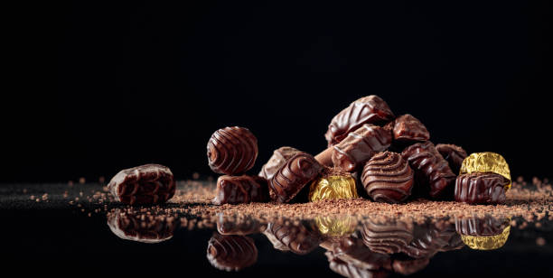 istock Chocolate candies sprinkled with chocolate chips. 1184330793