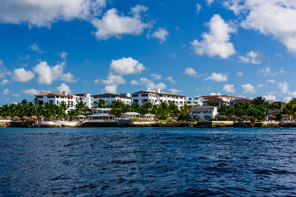 istock resort coast of the Caribbean 1184347651