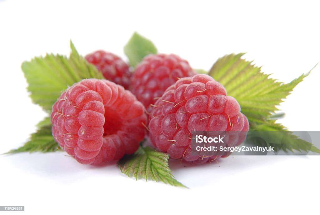 Frambuesa con hojas - Foto de stock de Color - Tipo de imagen libre de derechos