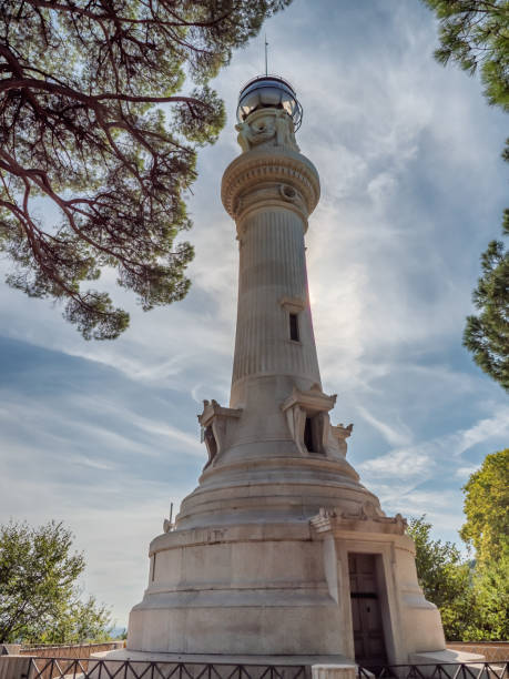 latarnia morska faro roma na wzgórzu gianicolo, rzym włochy - janiculum zdjęcia i obrazy z banku zdjęć