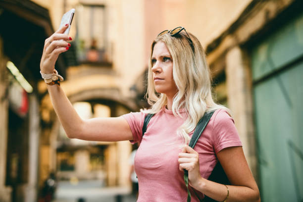 istock You cannot travel and not take selfies 1184376504