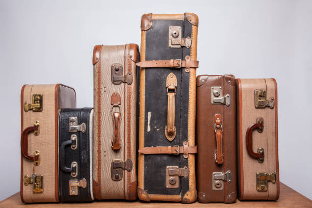 istock Old, retro and obsolete suitcase 1184416642
