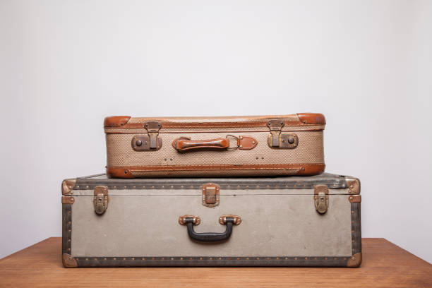 istock Old, retro and obsolete suitcase 1184417345