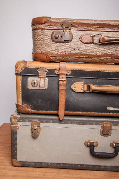 istock Old, retro and obsolete suitcase 1184417406