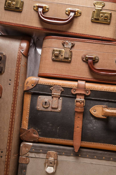 istock Old, retro and obsolete suitcase 1184417428